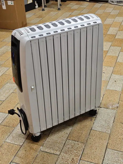 Grzejnik olejowy na pilota 2500 W na kółkach kesser